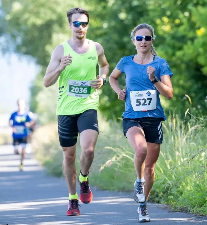 Tobias im Duell mit der späteren Siegerin Nina Högger